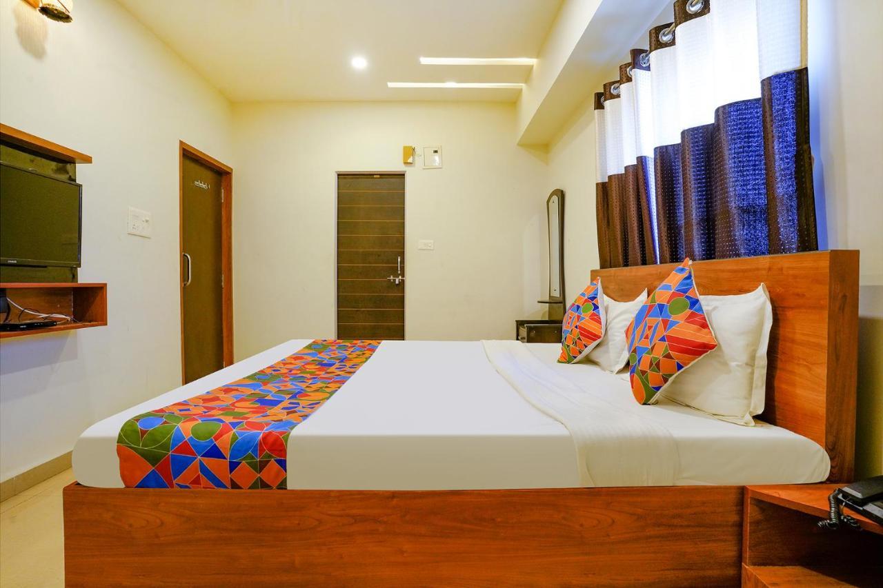 Fabhotel Dwarka Hotel Pune